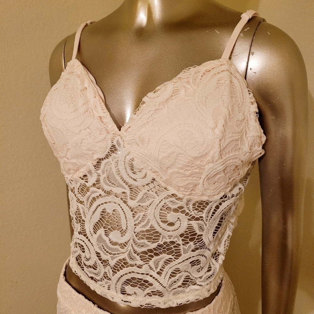 NEW VENUS Ivory Lace Flare Leg 2 Piece Bohemian Festival Beach Pant Set - Picture 10 of 16